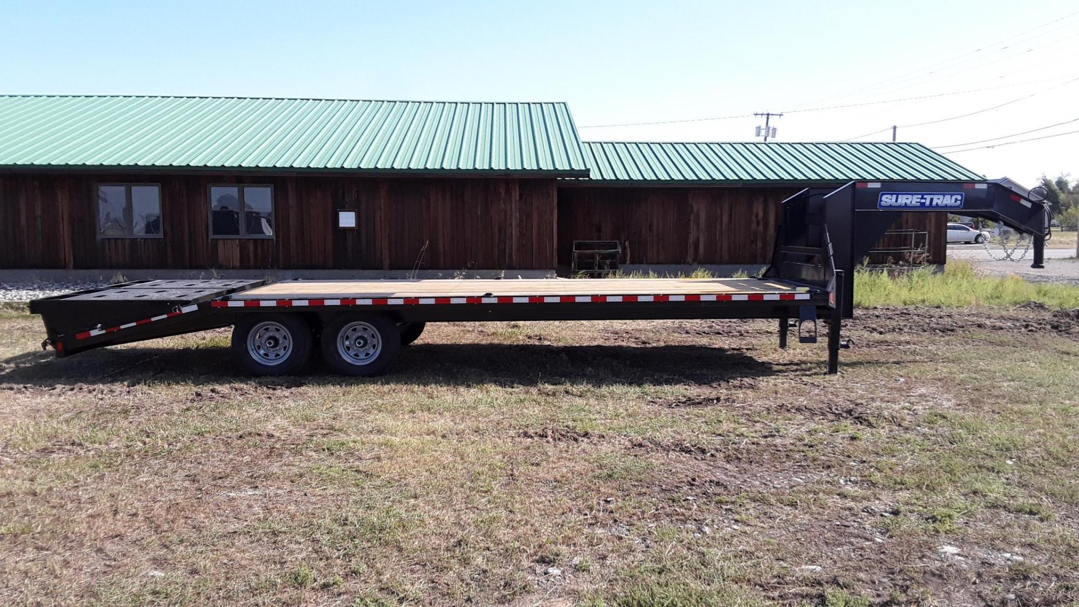 2023 SureTrac 81/2 x 25 GN Deckover , located at 310 West 1st Ave, Big Timber, MT, 59011, (406) 860-8510, 45.833511, -109.957809 - 2021 SureTrac 81/2 x 20 + 5 GN Deckover, 15K GVW, HD slipper spring suspension, EZ lube hubs, electric brakes both axles, LED lights, 16"-10 ply radial tires, 2" treated wood deck, (2) 12K drop leg jacks, center mounted tool box, rub rail, stake pockets, chain spools, 3" c-channel cross members on 1 - Photo #0