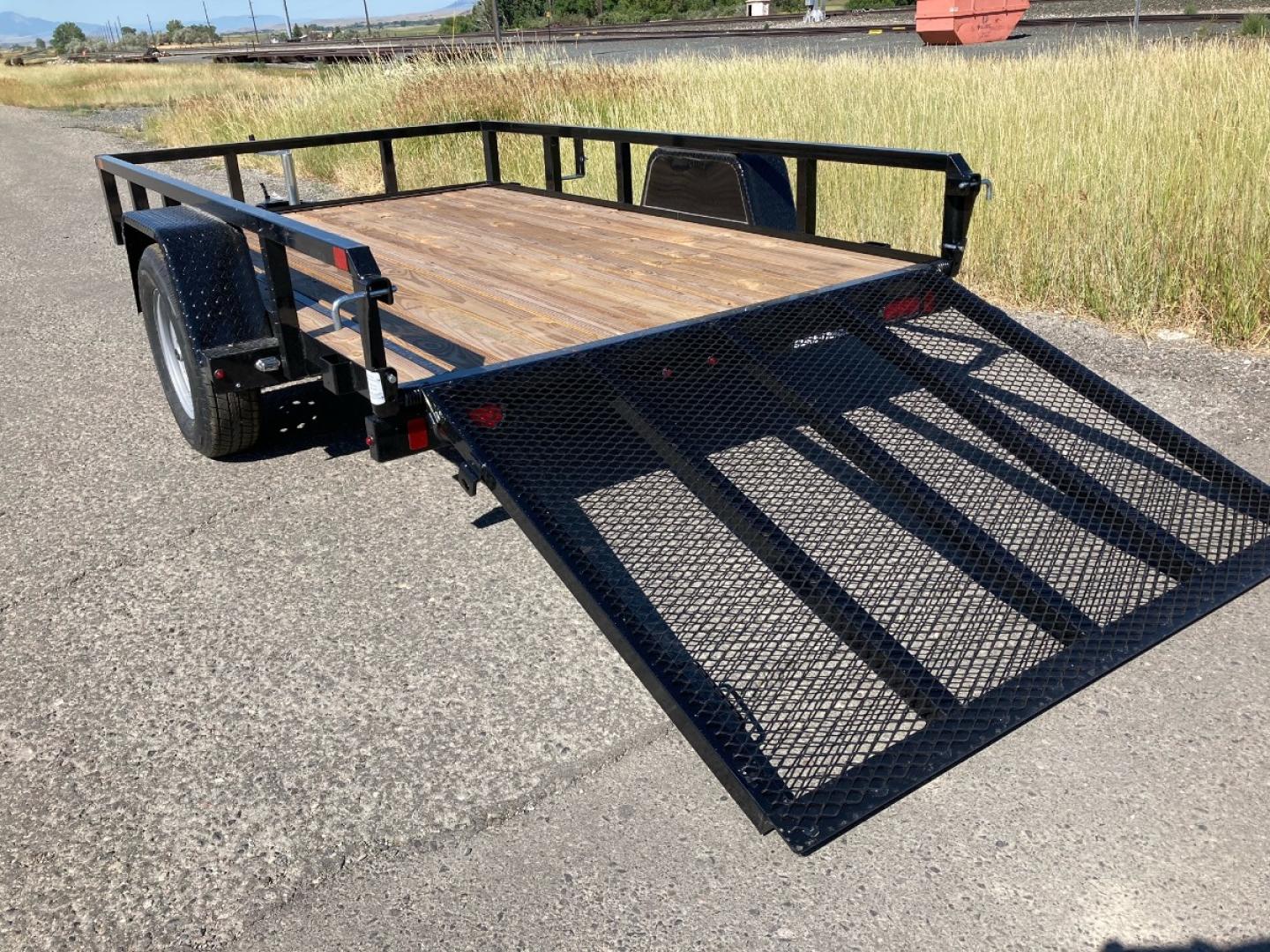 2025 Black SureTrac 6 x 12 Tube Top Utility , located at 310 West 1st Ave, Big Timber, MT, 59011, (406) 901-0517, 45.833511, -109.957809 - Photo#3