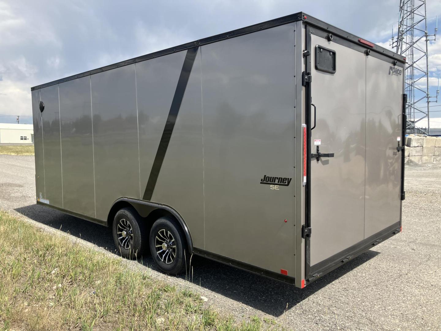 2026 , located at 310 West 1st Ave, Big Timber, MT, 59011, (406) 901-0517, 45.833511, -109.957809 - Pace American Journey SE 81/2 x 20 v-nose car hauler, 10K GVW, 81" rear door opening height, bonded sides - no screws, 16" on center tube sidewall uprights, 16" on center floor crossmembers, tube frame construction, 3/4" Drymax floor, 3/8" Drymax sidewalls, (2) - 5k axles with electric brakes and qu - Photo#4